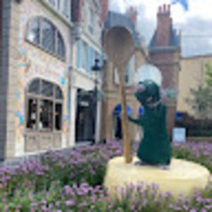 Meet your Posher, Tran